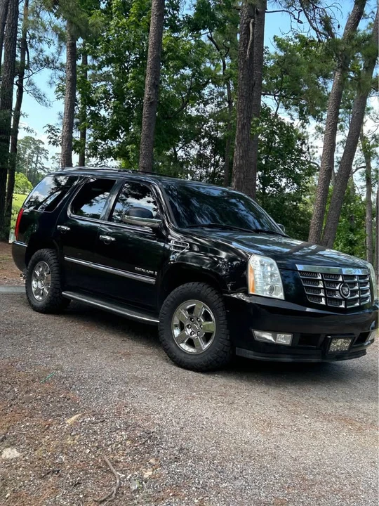2007 Cadillac Escalade & EXT 3rd Gen - Image 4 of 9