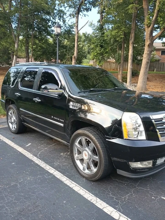2007 Cadillac Escalade & EXT 3rd Gen - Image 8 of 10