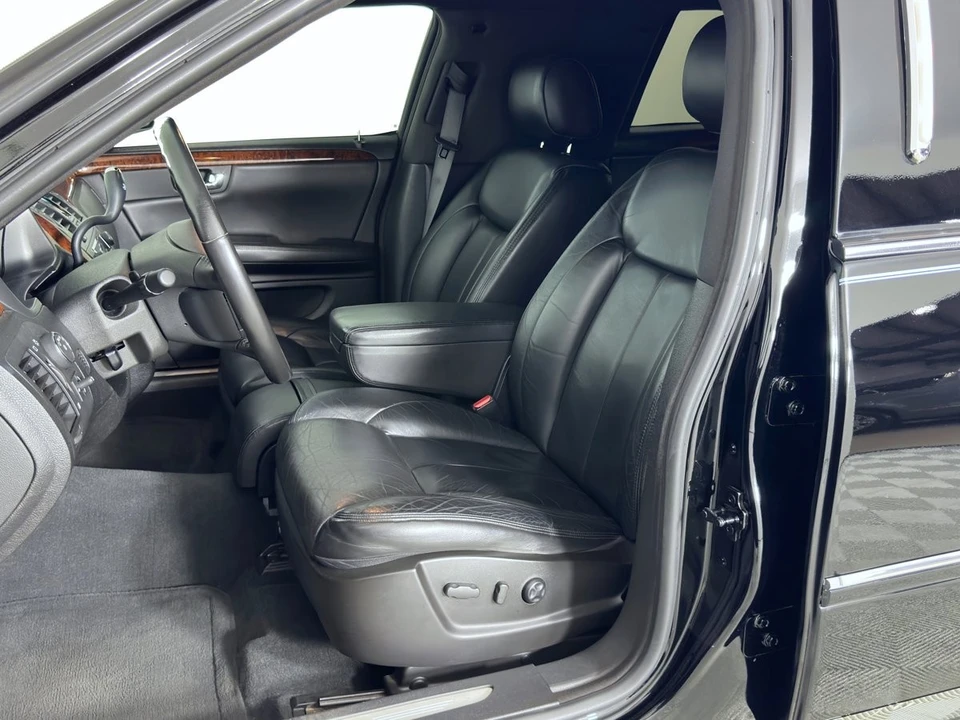 2007 Cadillac DTS - Image 9 of 11