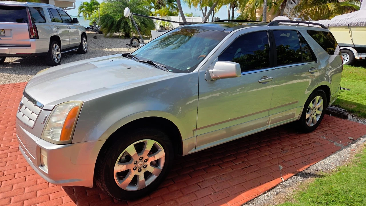 2007 Cadillac SRX - Image 4 of 15