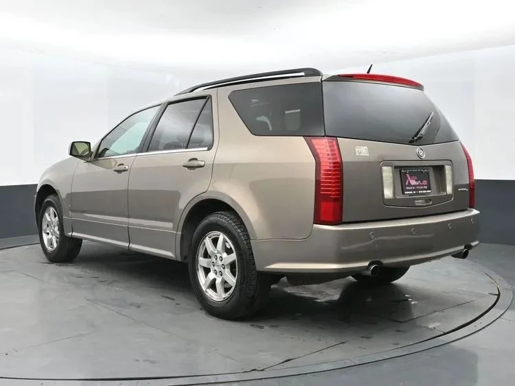 2007 Cadillac SRX - Image 9 of 12