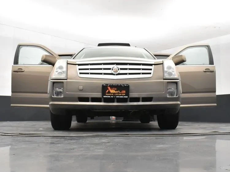 2007 Cadillac SRX - Image 11 of 12