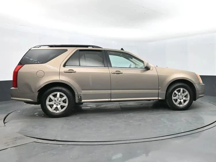 2007 Cadillac SRX - Image 4 of 12