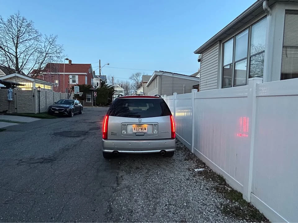 2007 Cadillac SRX - Image 4 of 7