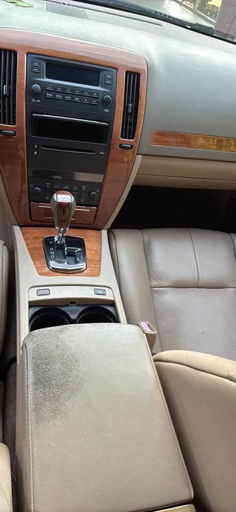 2007 Cadillac STS - Image 9 of 10