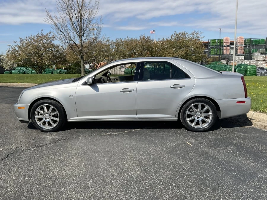 2007 Cadillac STS - Image 2 of 11