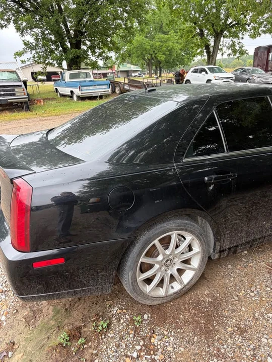 2007 Cadillac STS-V - Image 6 of 11