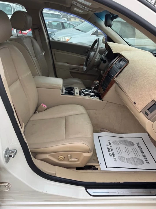 2007 Cadillac STS - Image 17 of 19