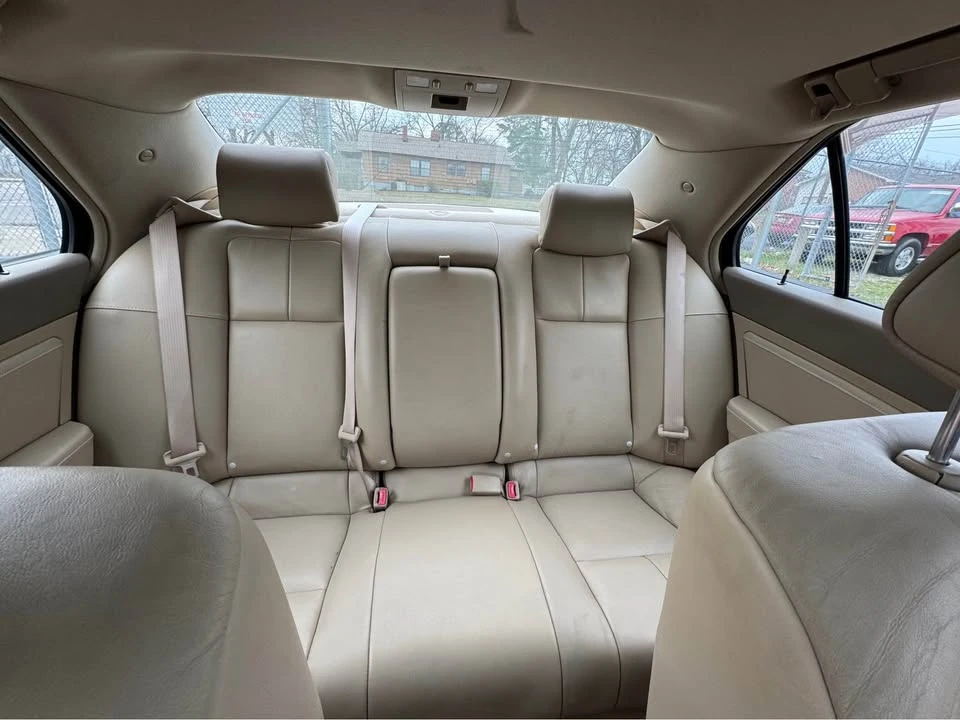 2007 Cadillac STS - Image 18 of 19