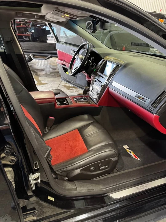 2007 Cadillac STS-V - Image 9 of 13
