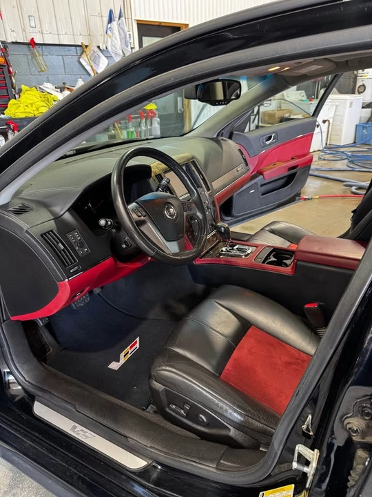 2007 Cadillac STS-V - Image 8 of 13