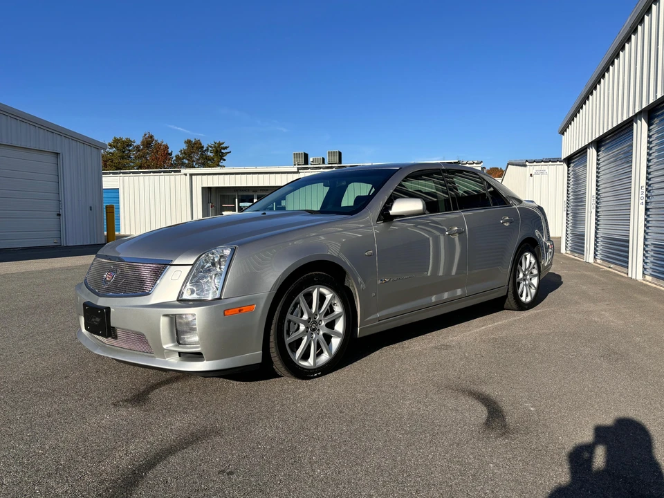 2007 Cadillac STS-V - Image 10 of 31
