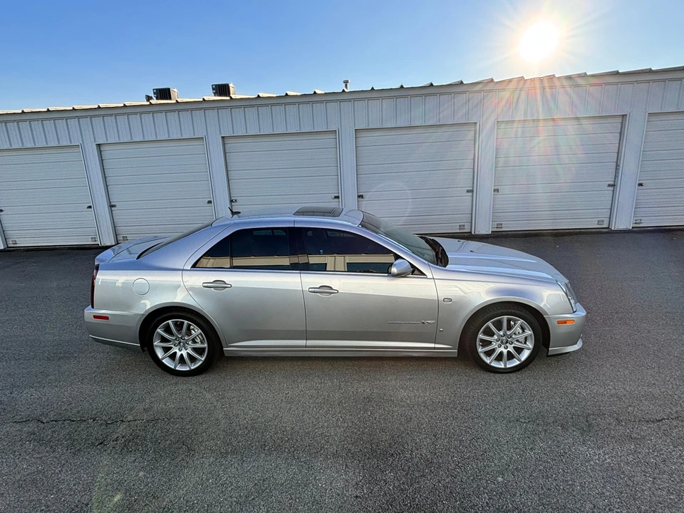 2007 Cadillac STS-V - Image 15 of 31