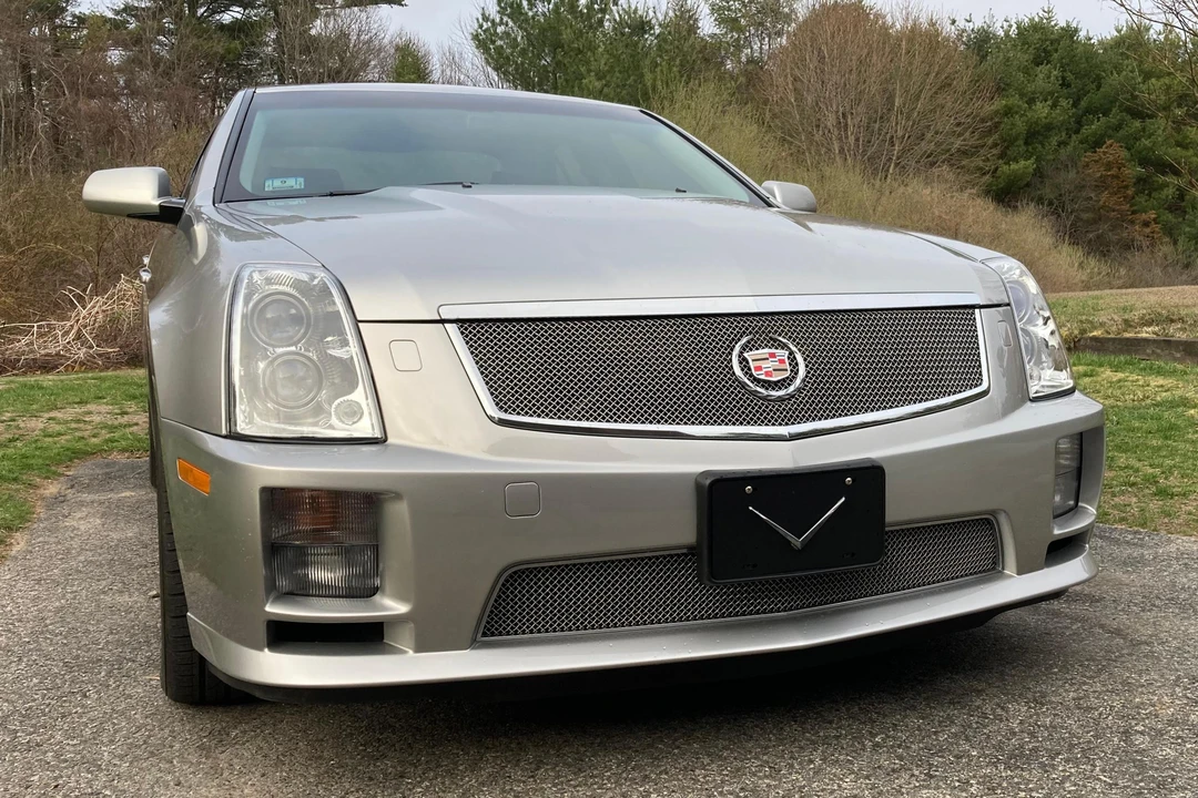 2007 Cadillac STS-V - Image 2 of 31
