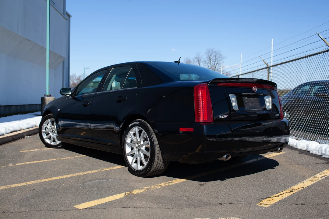 2007 Cadillac STS-V - Image 18 of 31