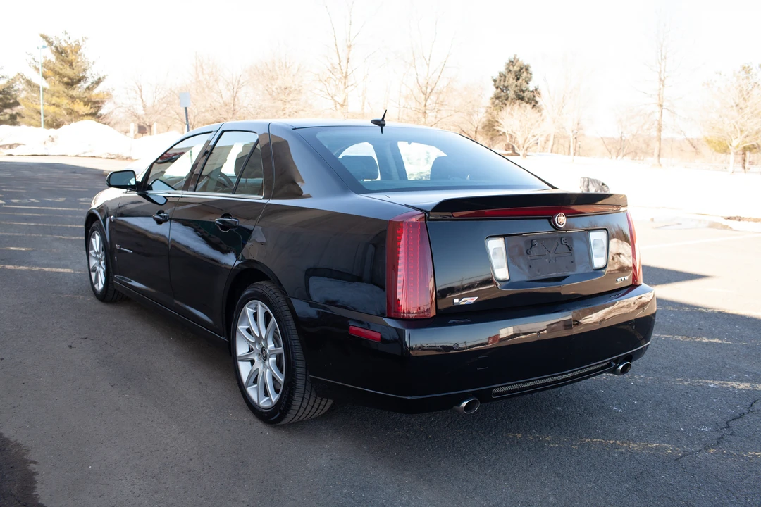 2007 Cadillac STS-V - Image 4 of 31