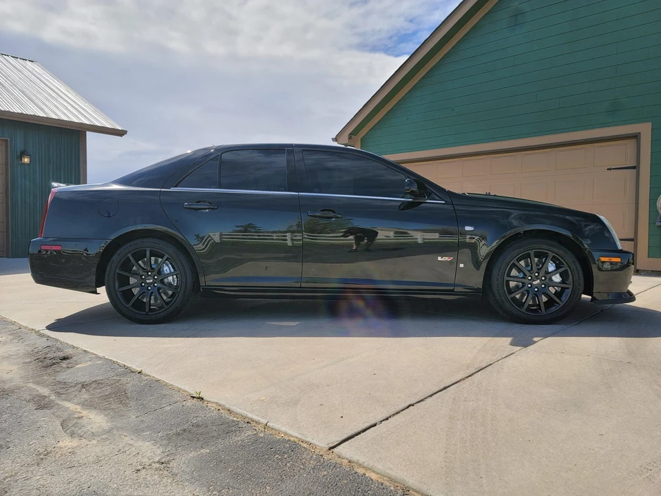 2007 Cadillac STS-V - Image 11 of 31