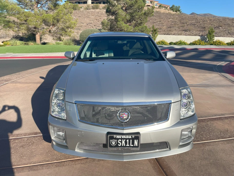 2007 Cadillac STS-V - Image 8 of 31