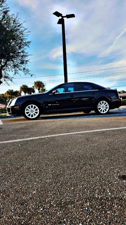 2007 Cadillac STS-V - Image 3 of 12
