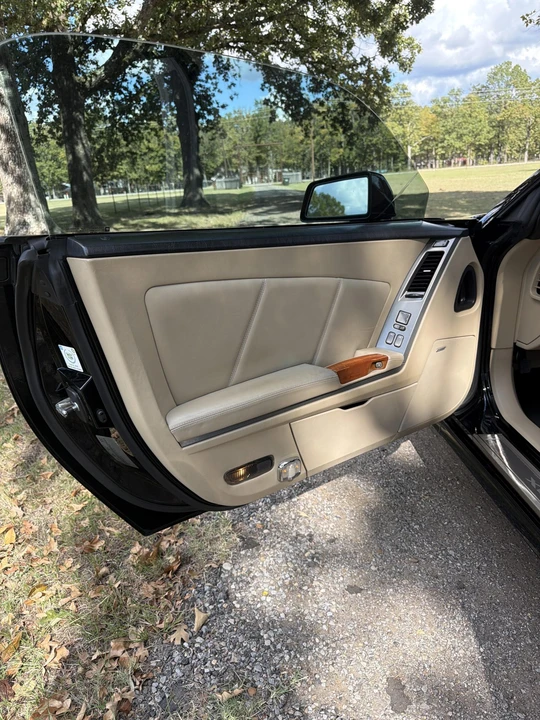 2007 Cadillac XLR - Image 23 of 31