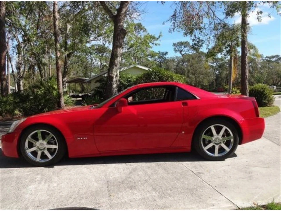 2007 Cadillac XLR - Image 10 of 28