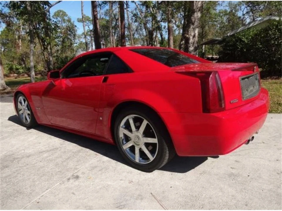 2007 Cadillac XLR - Image 7 of 28