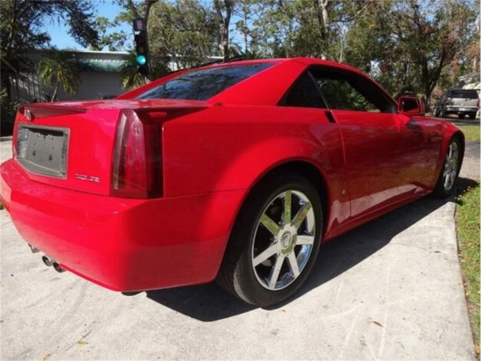 2007 Cadillac XLR - Image 6 of 28