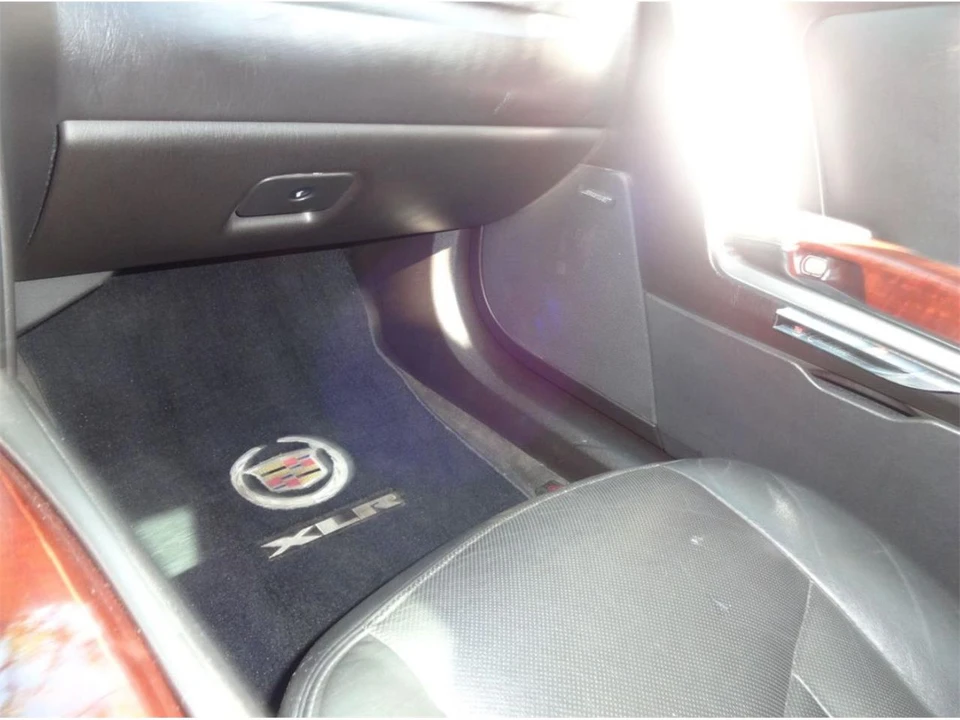 2007 Cadillac XLR - Image 22 of 28