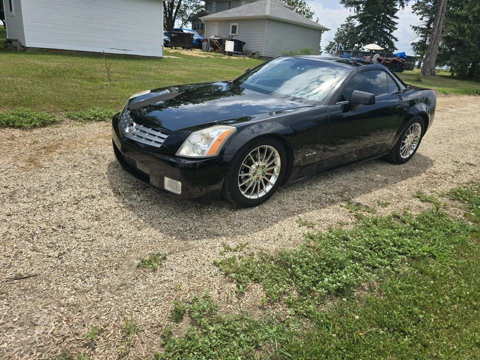2007 Cadillac XLR - Image 10 of 31