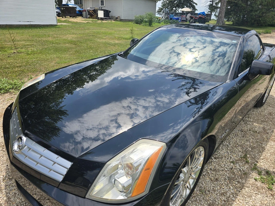 2007 Cadillac XLR - Image 25 of 31