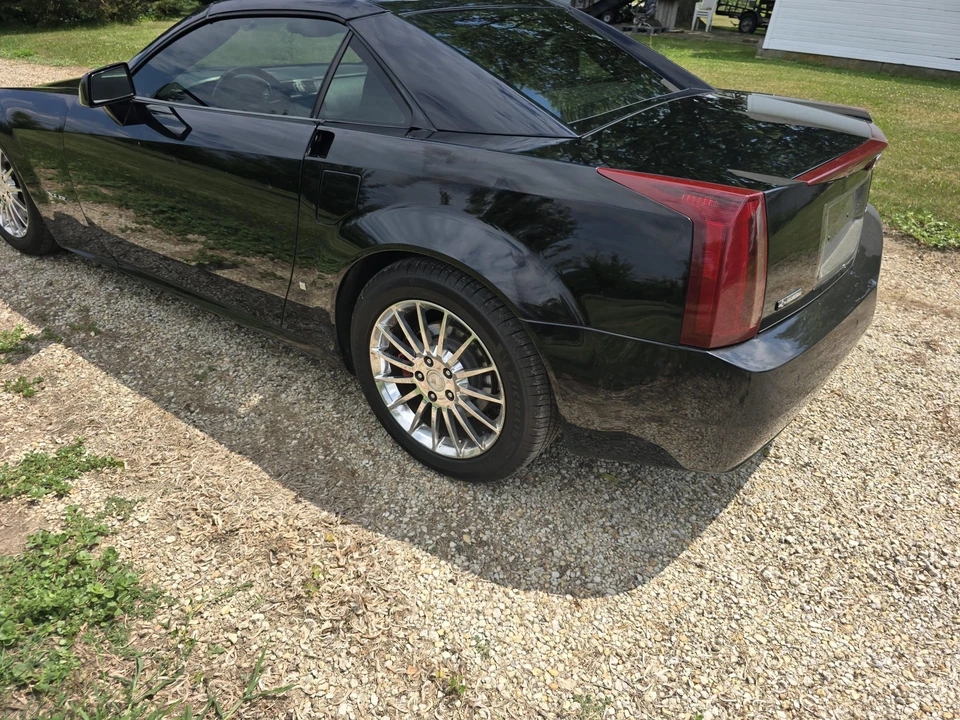 2007 Cadillac XLR - Image 31 of 31