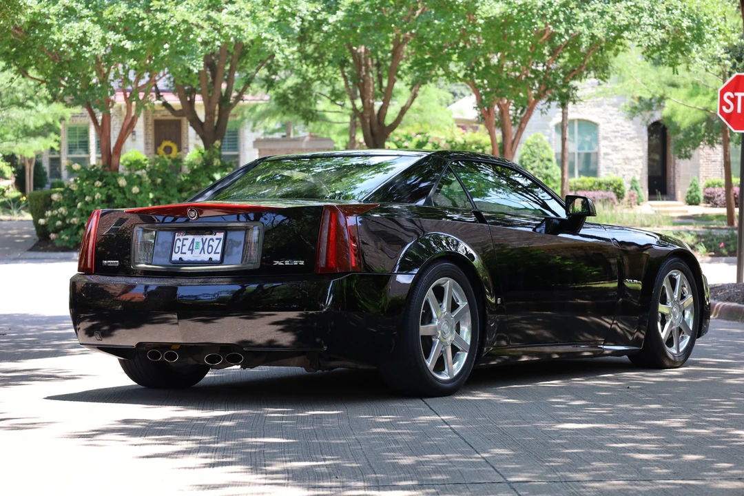 2007 Cadillac XLR - Image 12 of 31