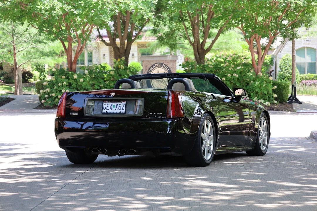 2007 Cadillac XLR - Image 13 of 31