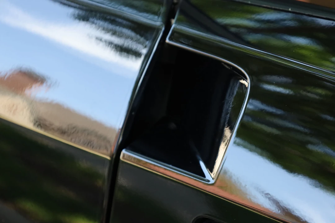 2007 Cadillac XLR - Image 29 of 31