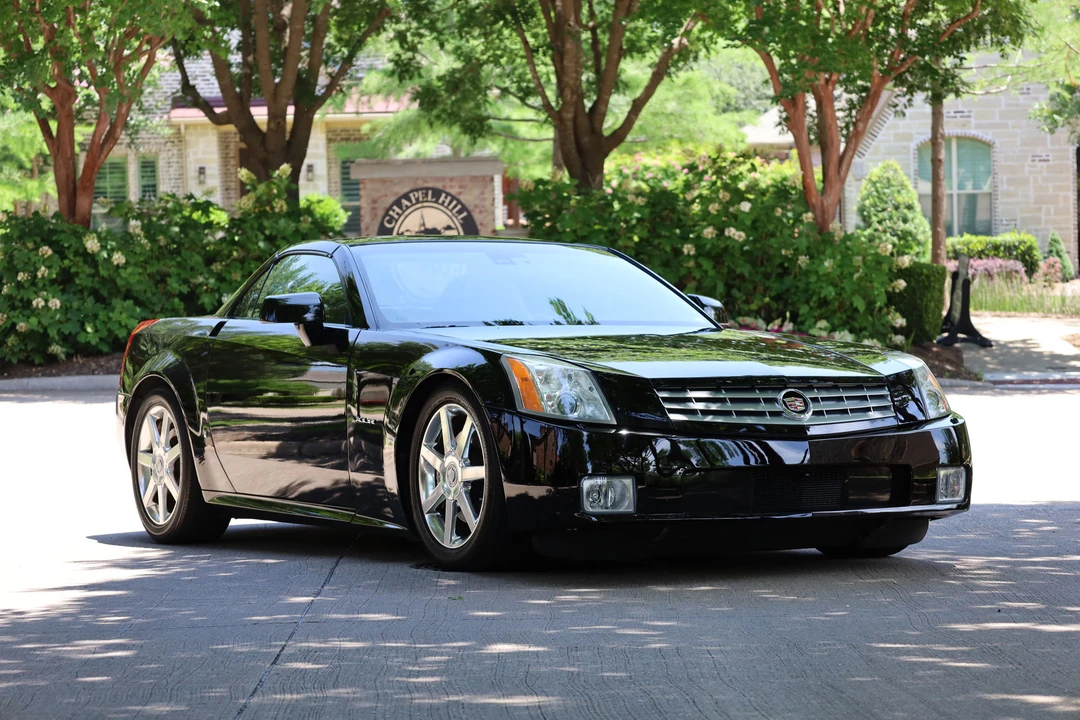 2007 Cadillac XLR - Image 4 of 31
