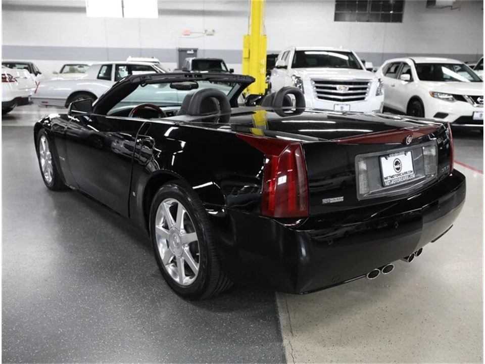 2007 Cadillac XLR - Image 15 of 31