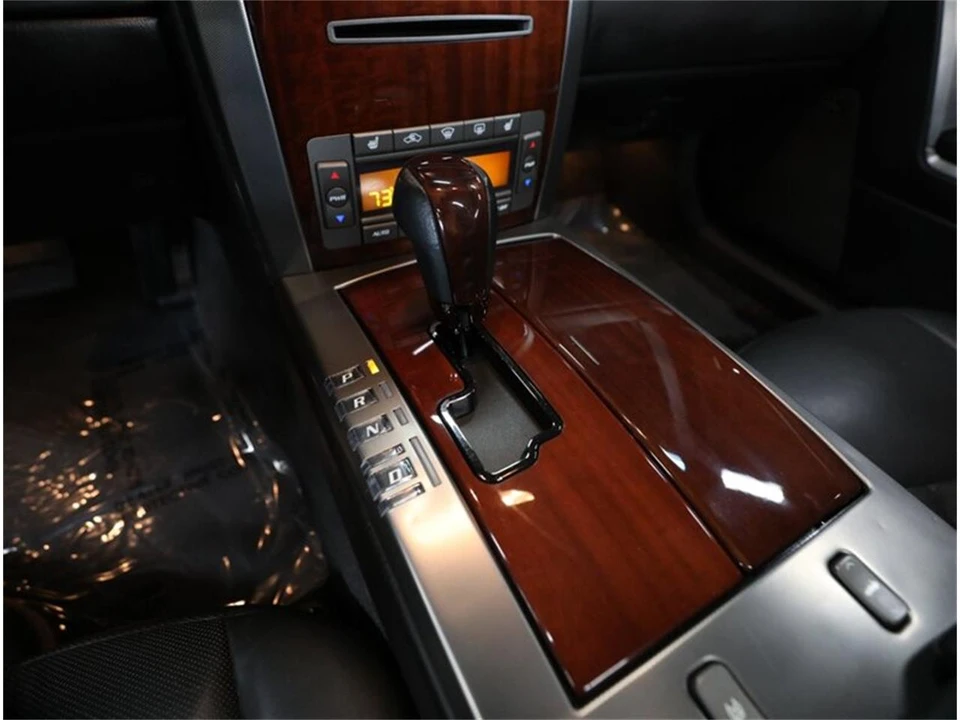 2007 Cadillac XLR - Image 27 of 31