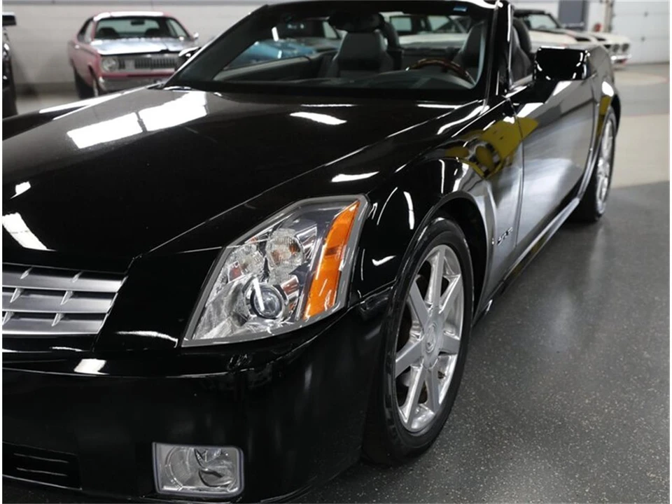 2007 Cadillac XLR - Image 5 of 31