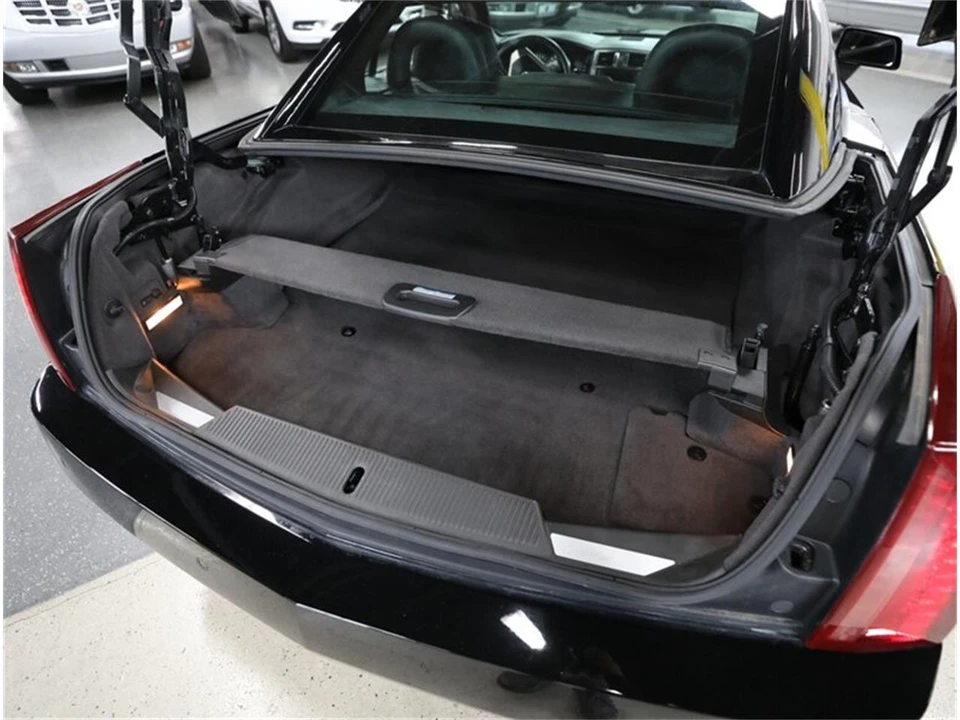 2007 Cadillac XLR - Image 21 of 31