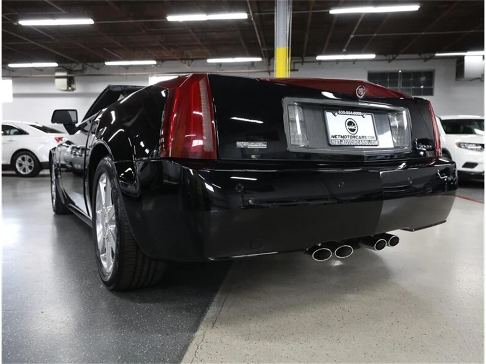 2007 Cadillac XLR - Image 14 of 31