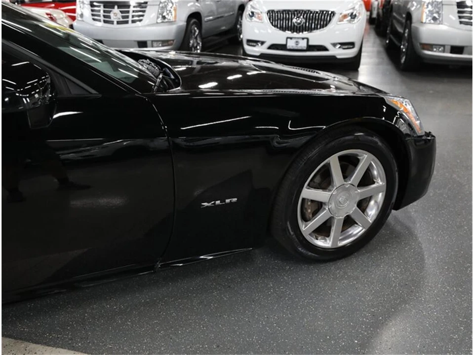 2007 Cadillac XLR - Image 8 of 31