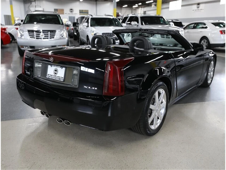 2007 Cadillac XLR - Image 10 of 31