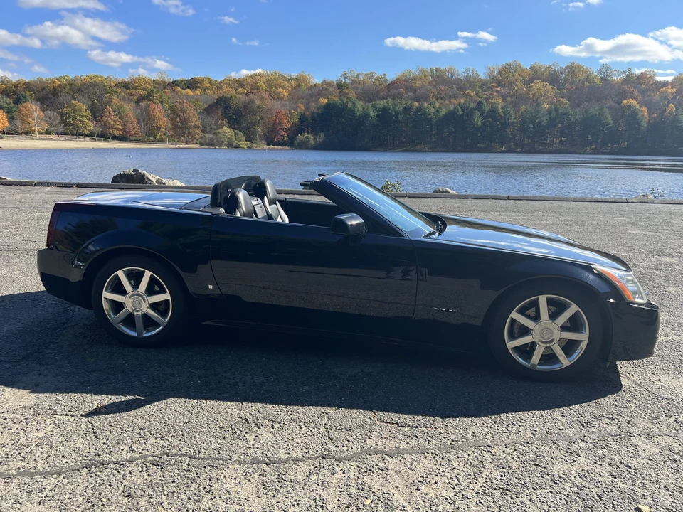2007 Cadillac XLR - Image 17 of 31