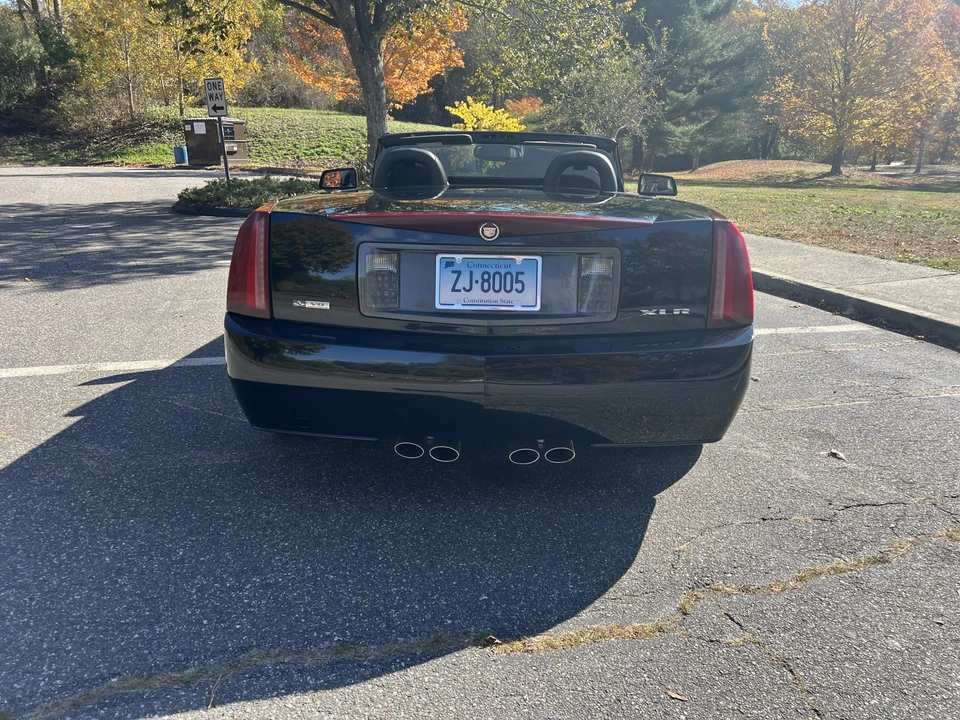 2007 Cadillac XLR - Image 12 of 31