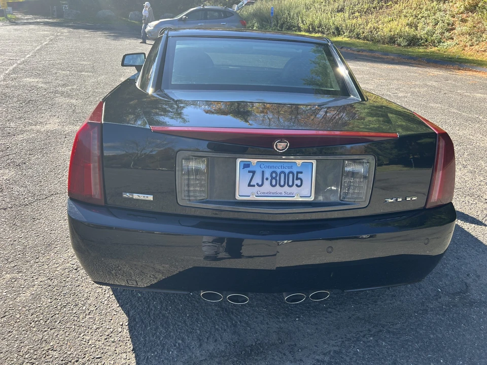 2007 Cadillac XLR - Image 11 of 31