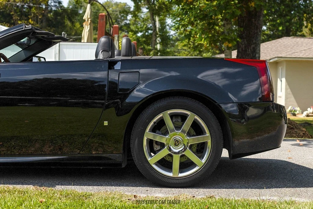 2007 Cadillac XLR - Image 5 of 12