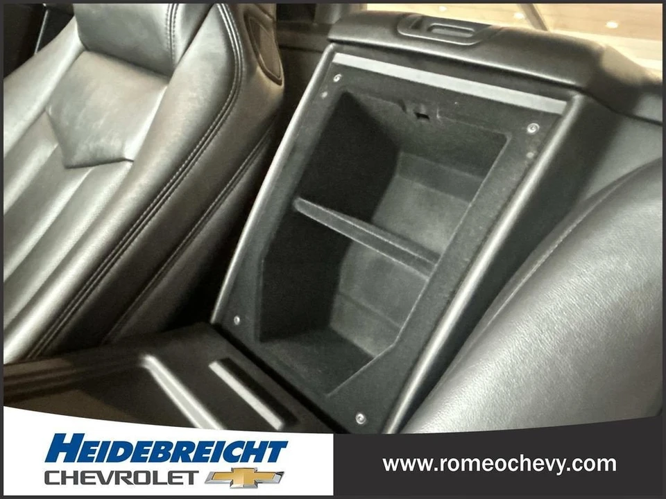 2007 Cadillac XLR - Image 27 of 31