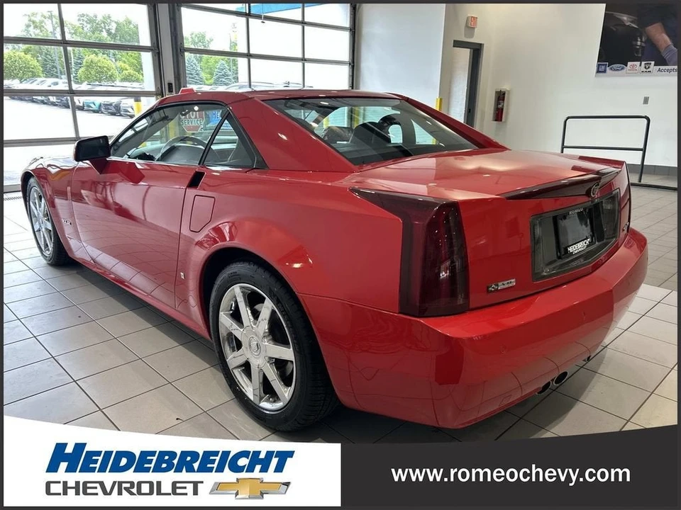 2007 Cadillac XLR - Image 5 of 31