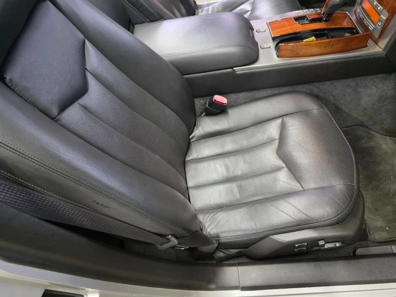 2007 Cadillac XLR - Image 9 of 12