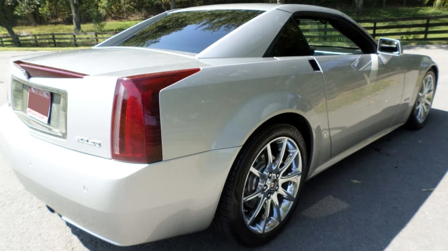 2007 Cadillac XLR - Image 7 of 23